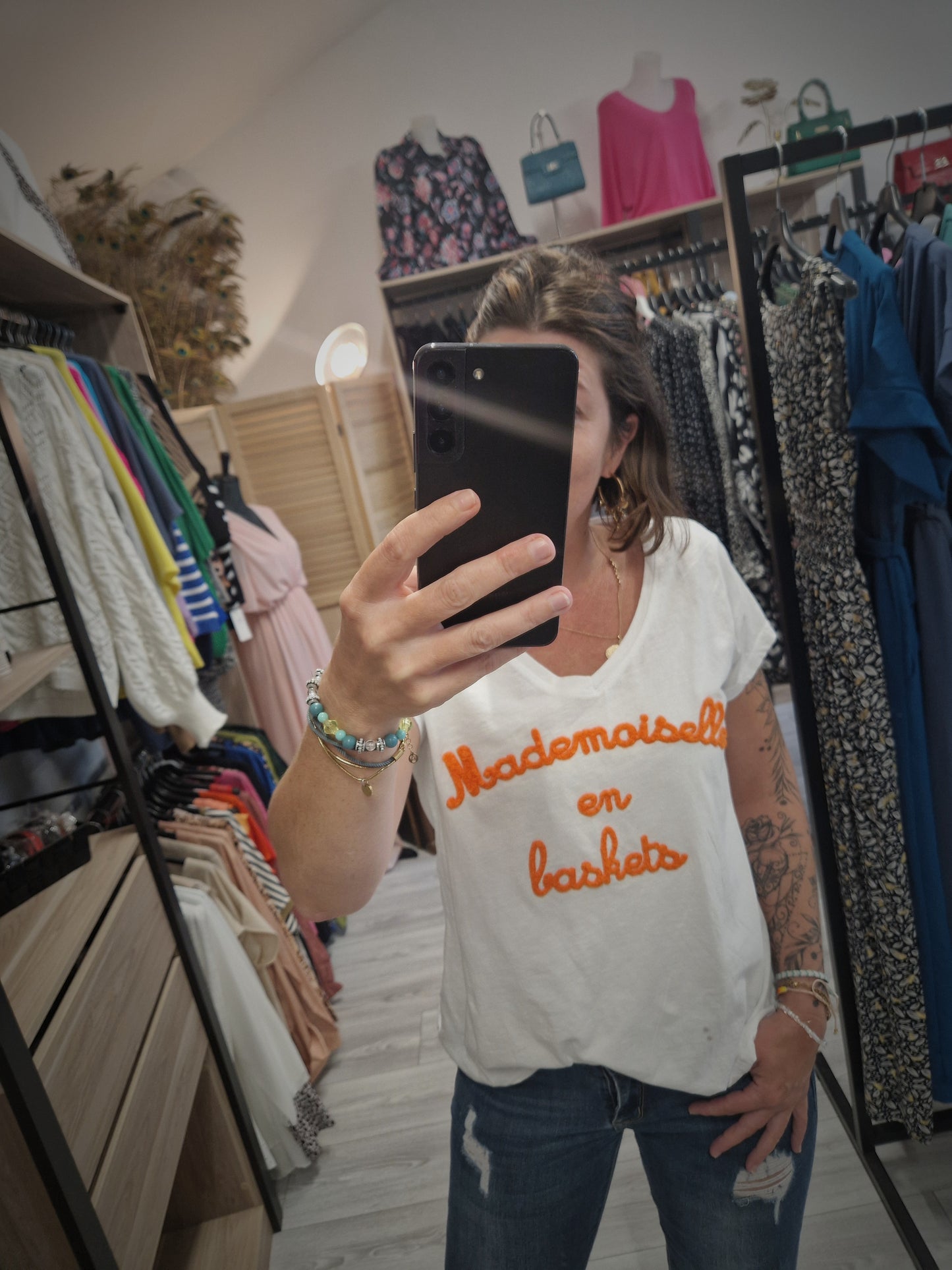 T-shirt "MADEMOISELLE EN BASKETS"